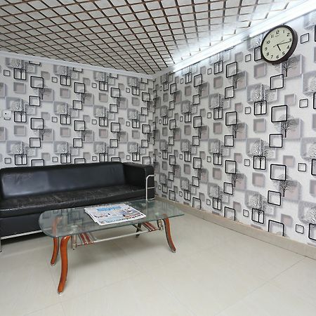Hotel Aero Look New Delhi Eksteriør bilde